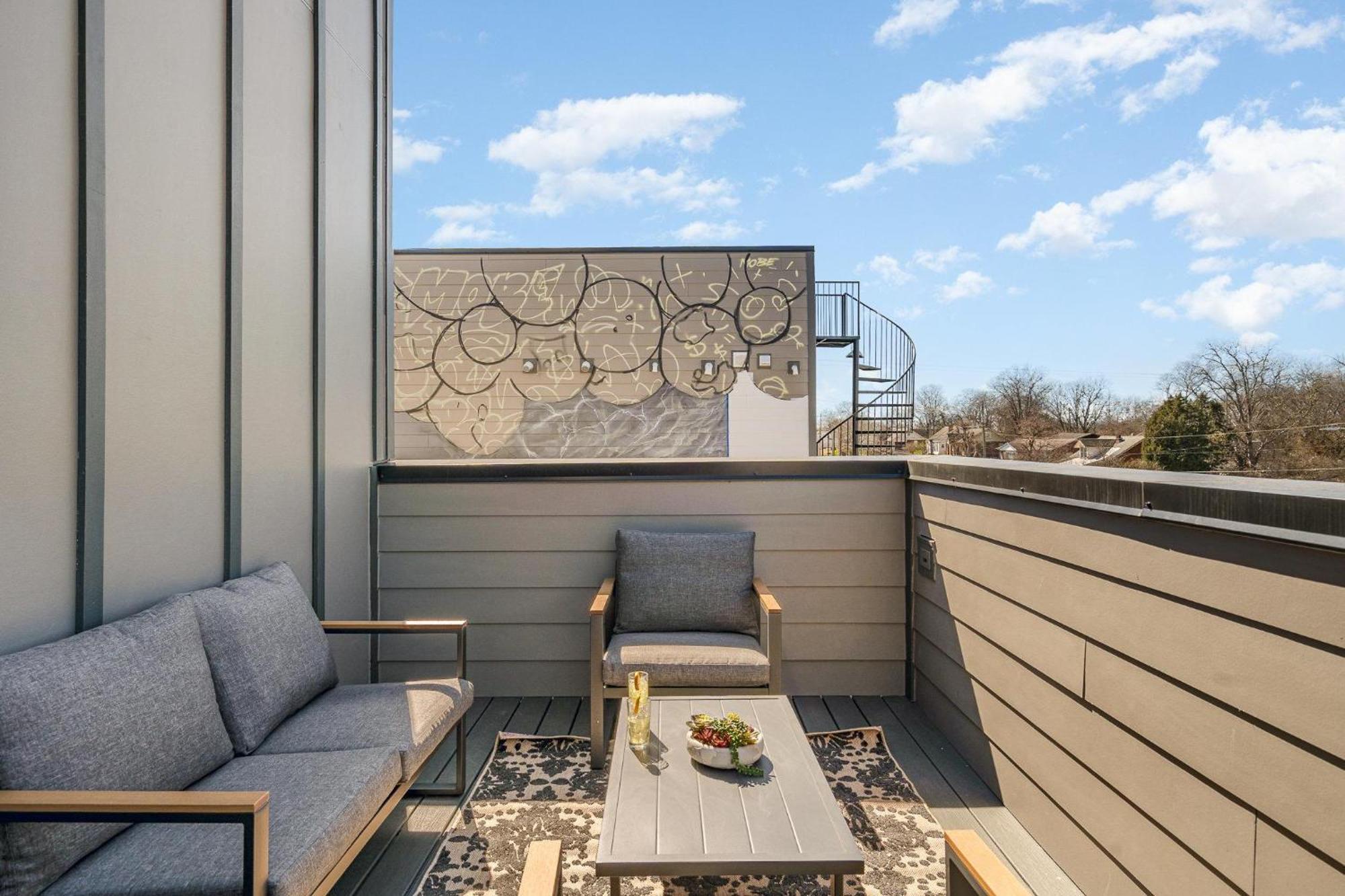 Cadence - Rooftop Decks - Skyline Views - Hot Tub Nashville