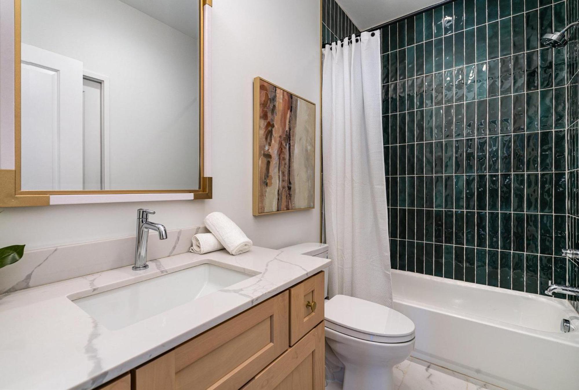 Cadence - Rooftop Decks - Skyline Views - Hot Tub * Nashville