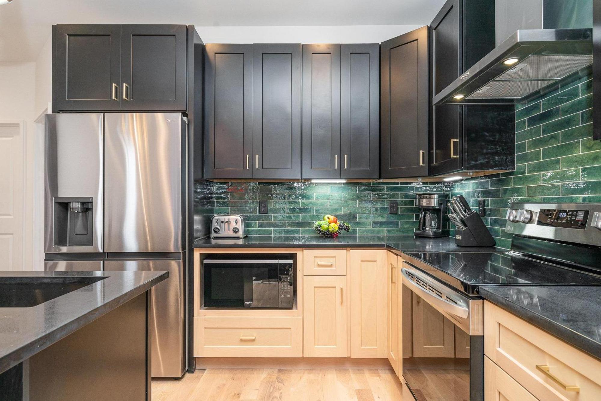 Ballad Blues - Rooftop Patio - Mins To Broadway Holiday home
