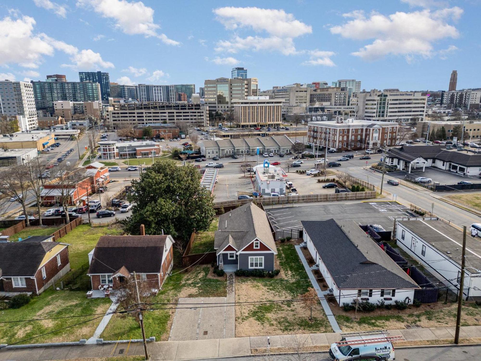 Mystic Pearls - 2 Units - Next To Broadway Holiday home Nashville