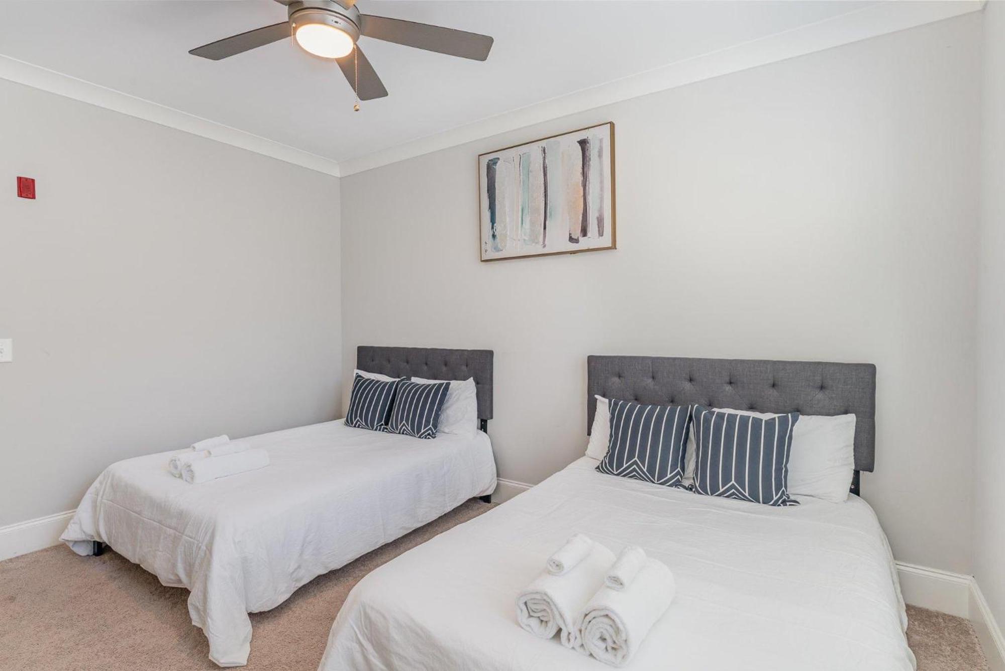 Holiday home Ivory - Private Porch - Walk To Centennial Park