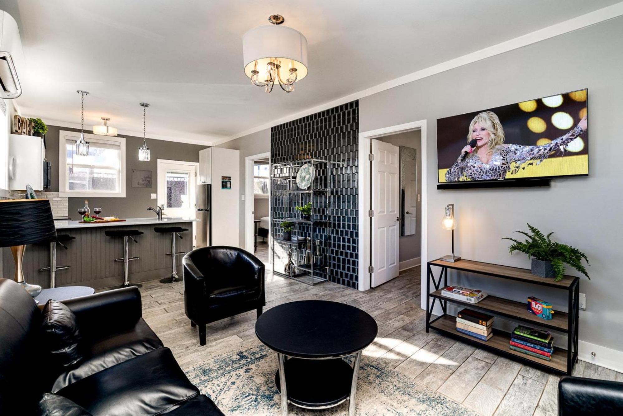 Opulent Pearl - Private Patio - Mins To Broadway Nashville