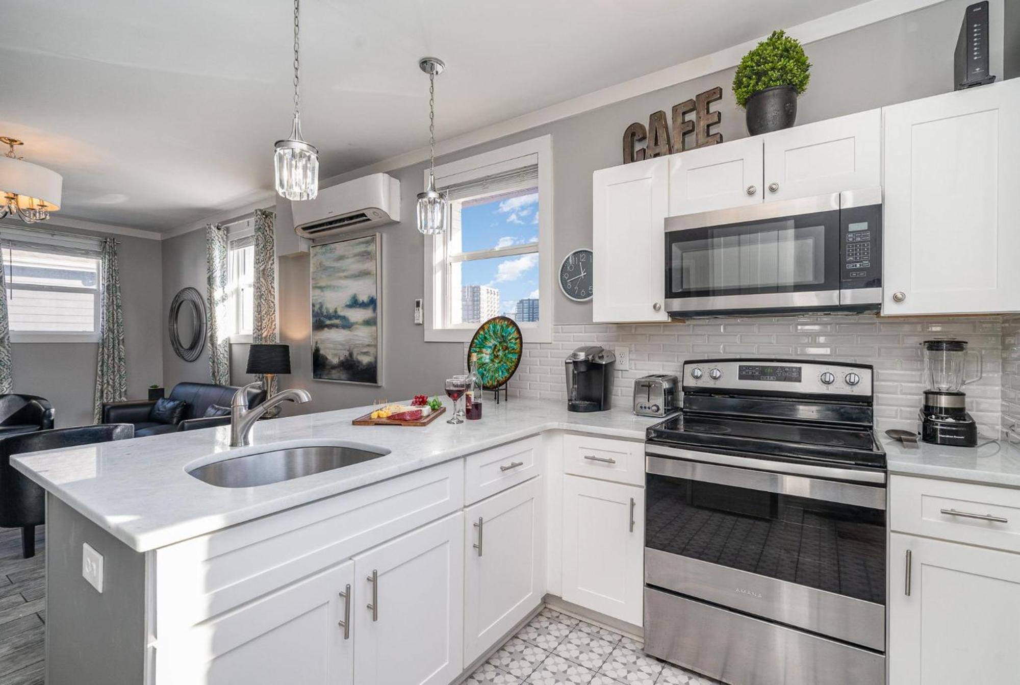Opulent Pearl - Private Patio - Mins To Broadway *