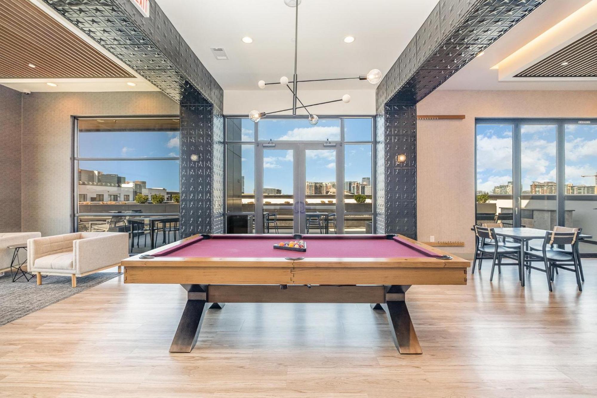 Treble Maker -rooftop Lounge - Pool - In Music Row Holiday home Nashville