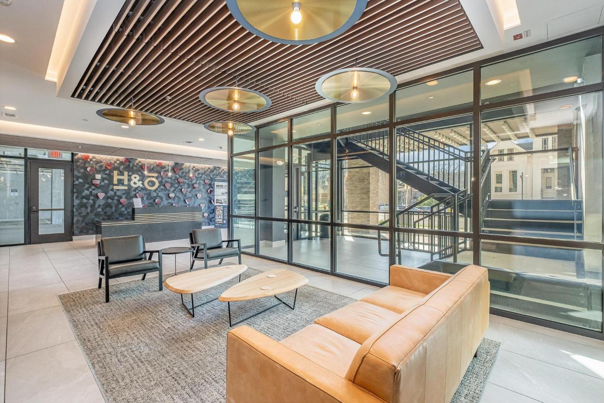 Treble Maker -rooftop Lounge - Pool - In Music Row