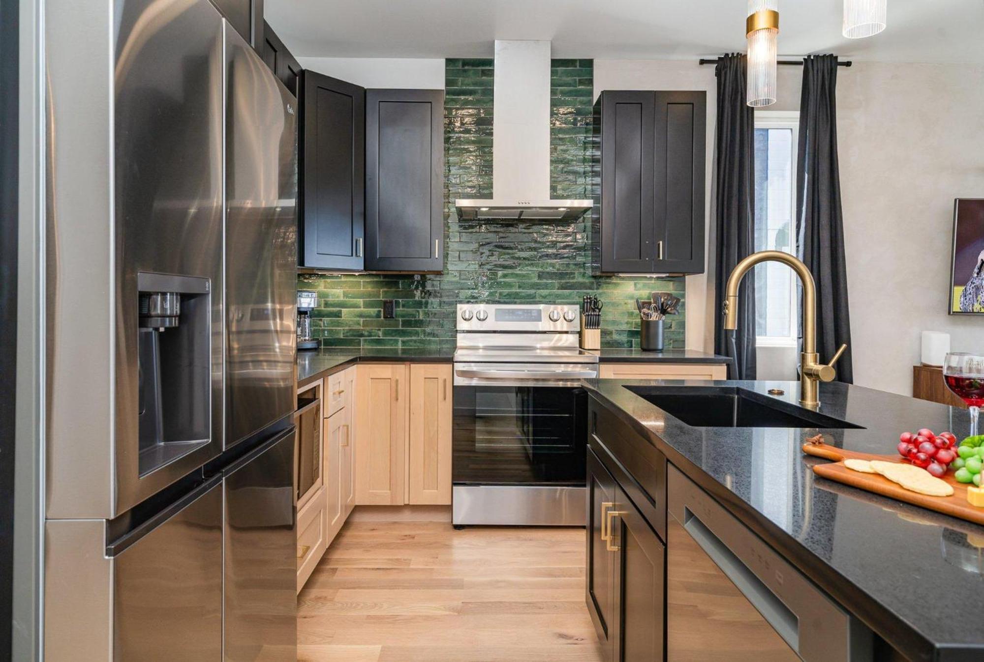 Western Harmony - Rooftop Deck - Mins To Broadway Holiday home Nashville
