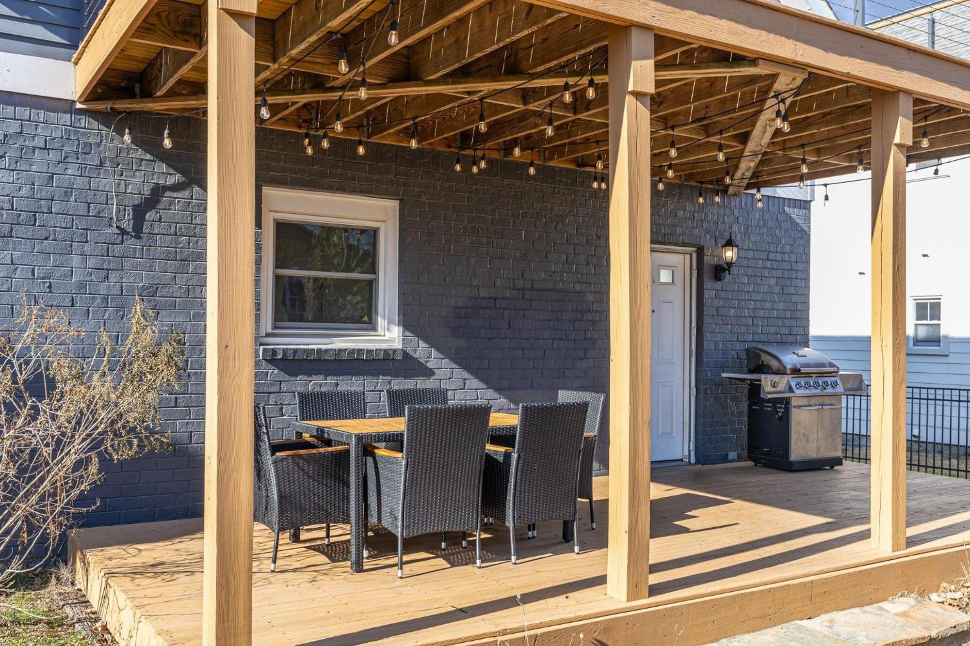 Modern Farmhouse- Fenced Backyard+patio-12 South Nashville