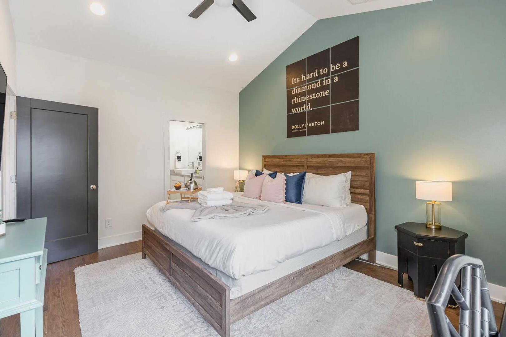 Elegant Elliott-2 Units-hot Tub-mins To 12 South