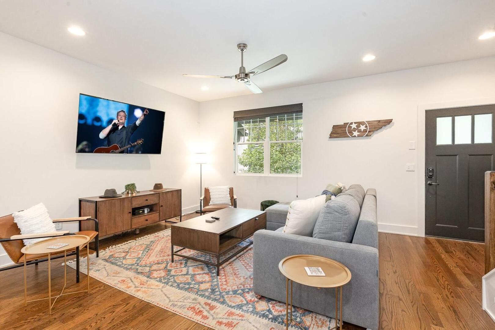 Holiday home Elegant Elliott-2 Units-hot Tub-mins To 12 South Nashville