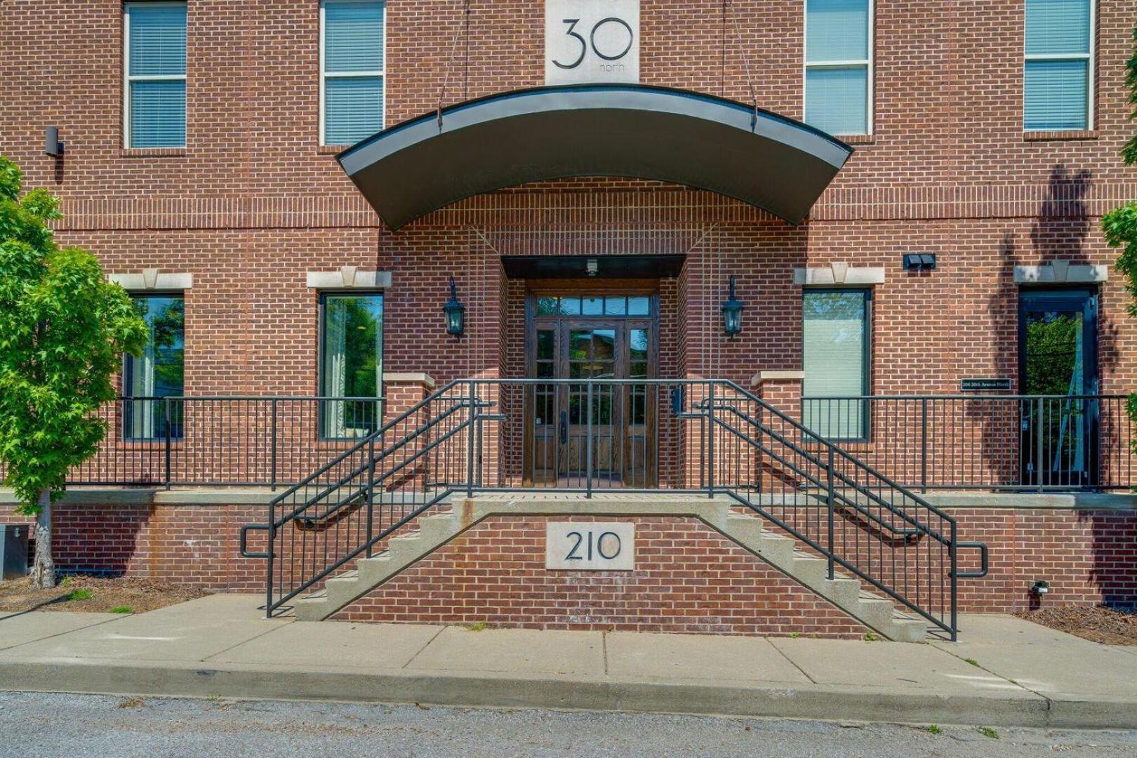 Lofts At 30th-urban Triad-6 Mins To Broadway Holiday home