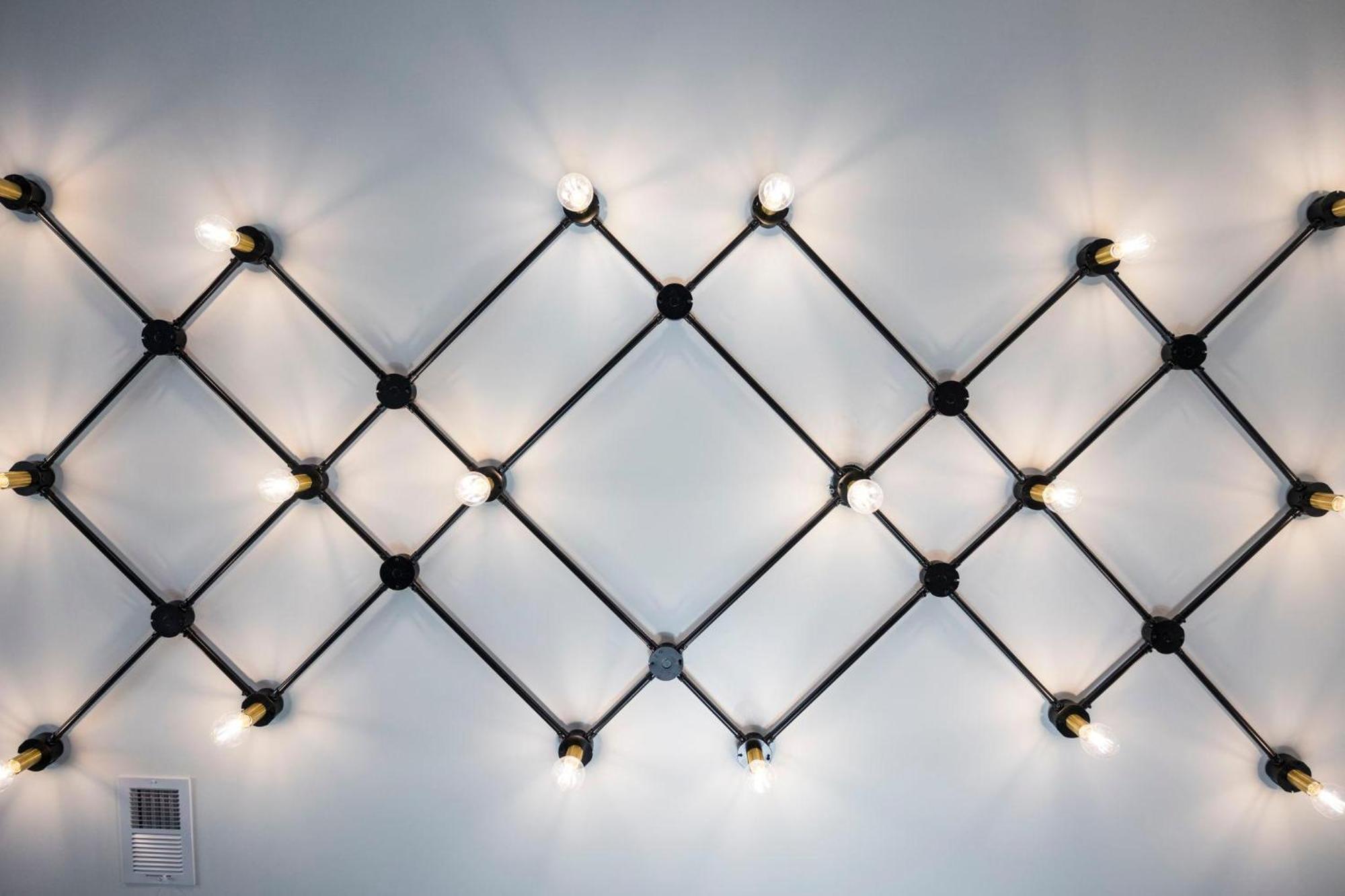 Enchant - Stunning Views - Modern Luxe