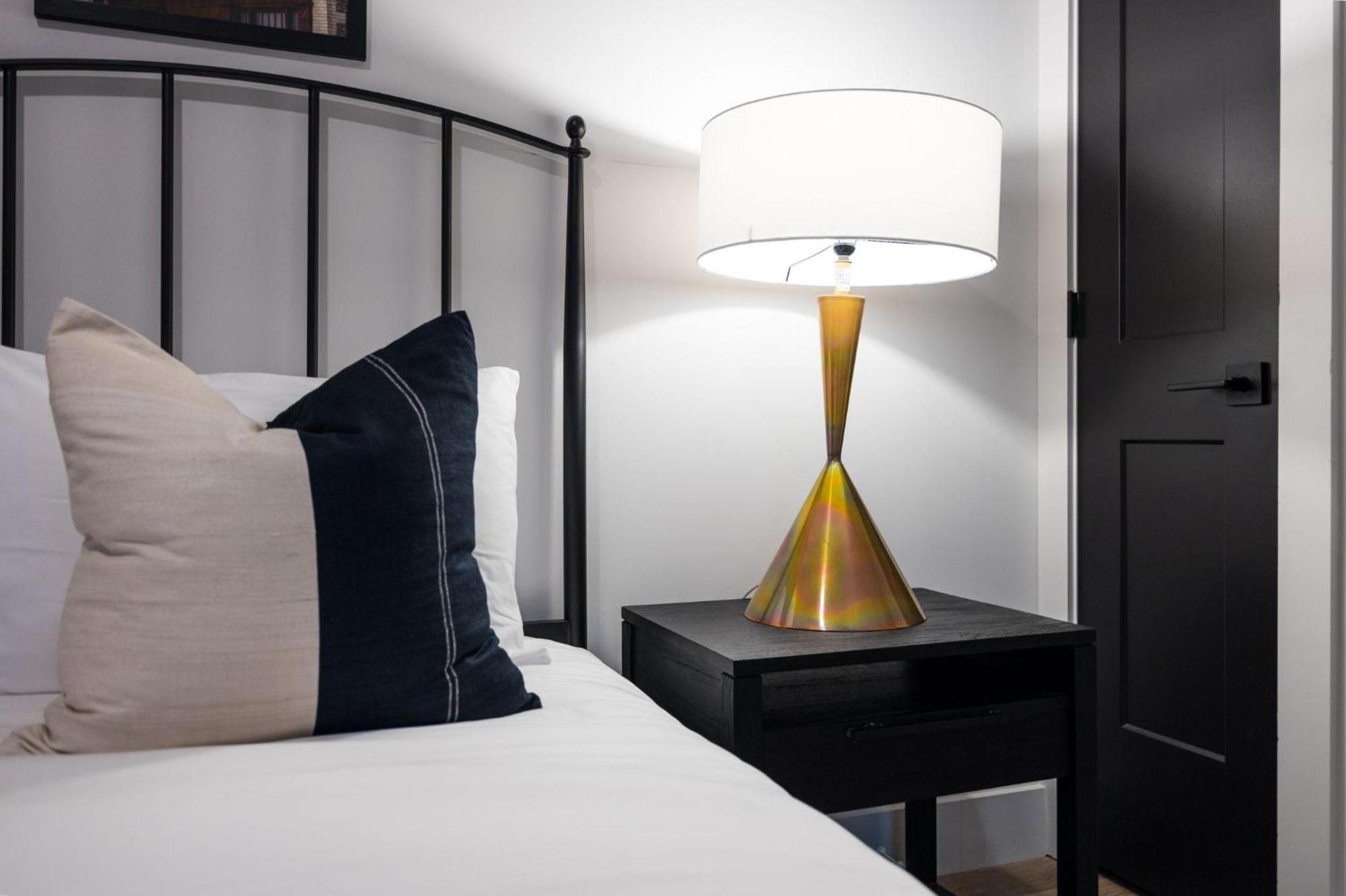 Tesseris Muse - 3 Side-by-side Units - Odyssey * Nashville