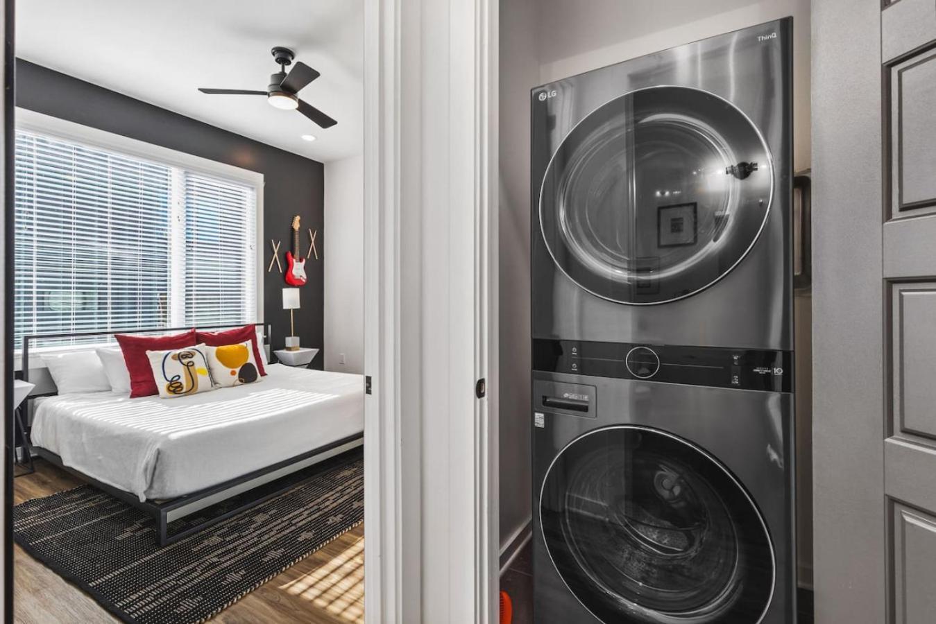 Two Adjacent Homes Sleeps 24 Only 3 Miles To Broadway * Nashville