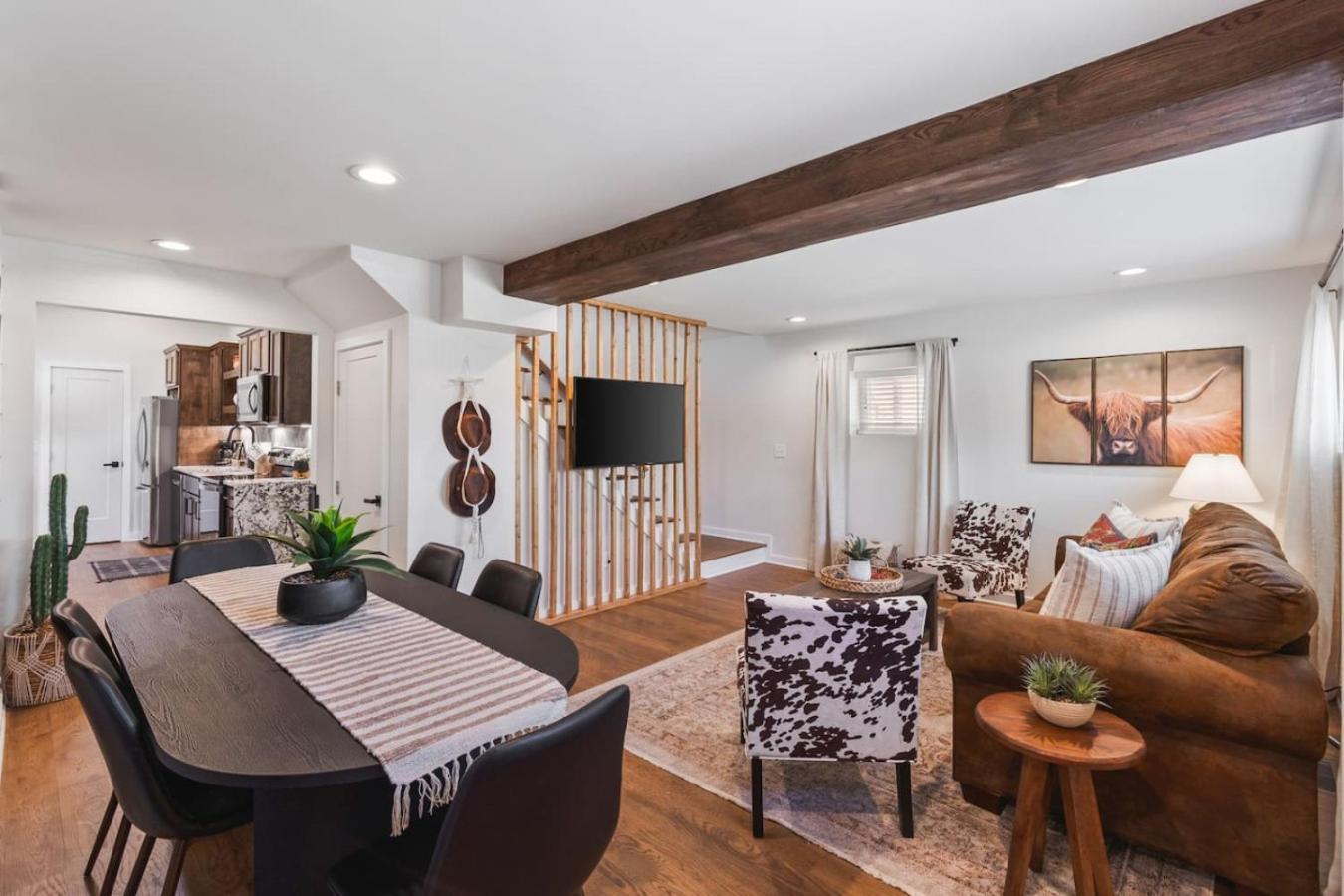 Holiday home Vibrant Multi Building That Sleeps 48 With 7 Units