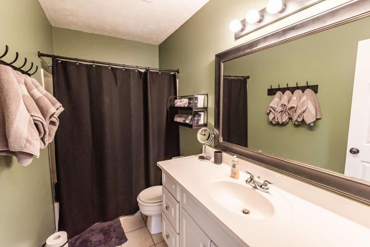 Riverside Retreat Near 5 Points Nashville