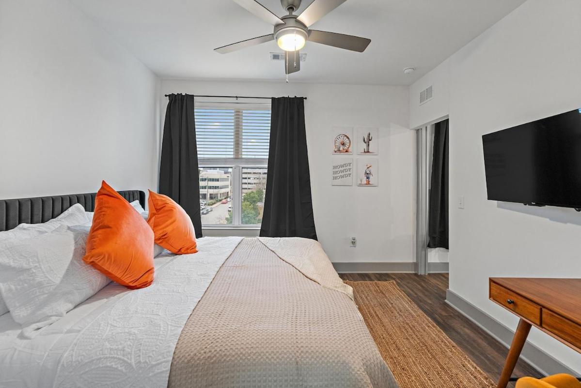 Mid-century Charm In Midtown