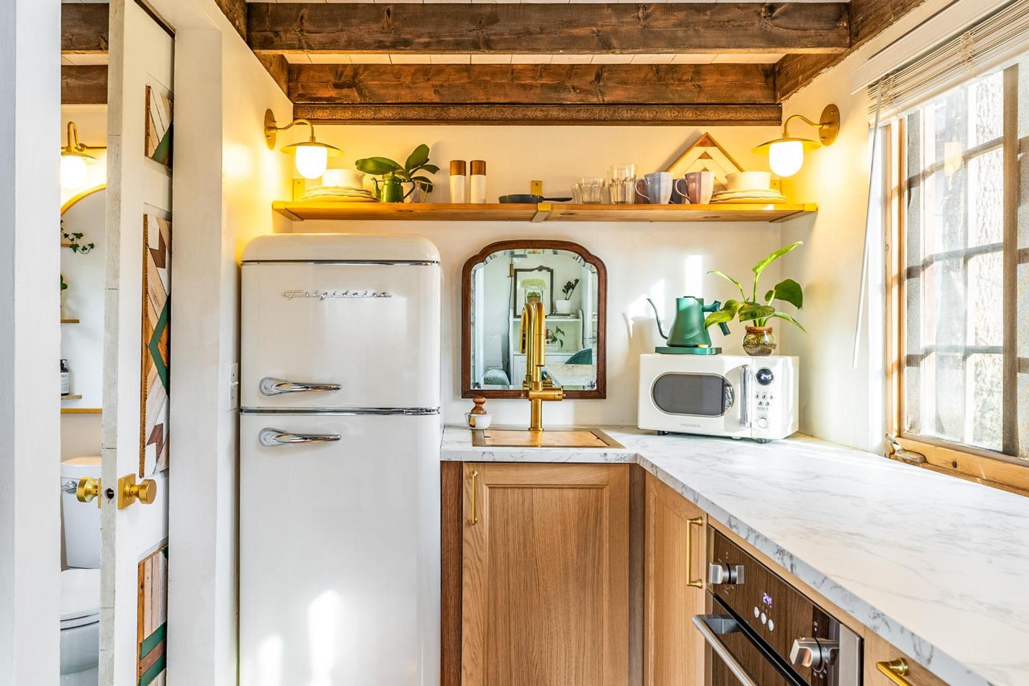 Dreamy Tiny House With Hot Tub And Garden Patio Nashville
