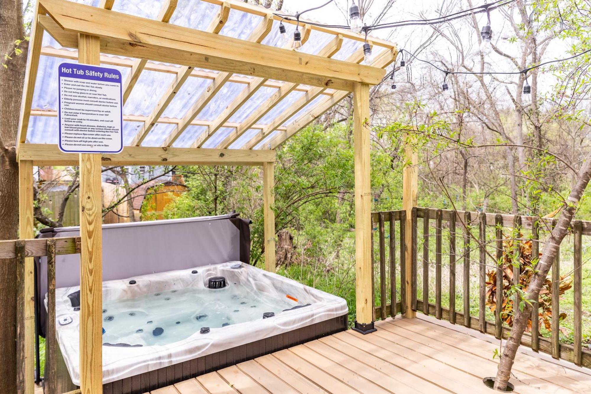 Dreamy Tiny House With Hot Tub And Garden Patio Nashville