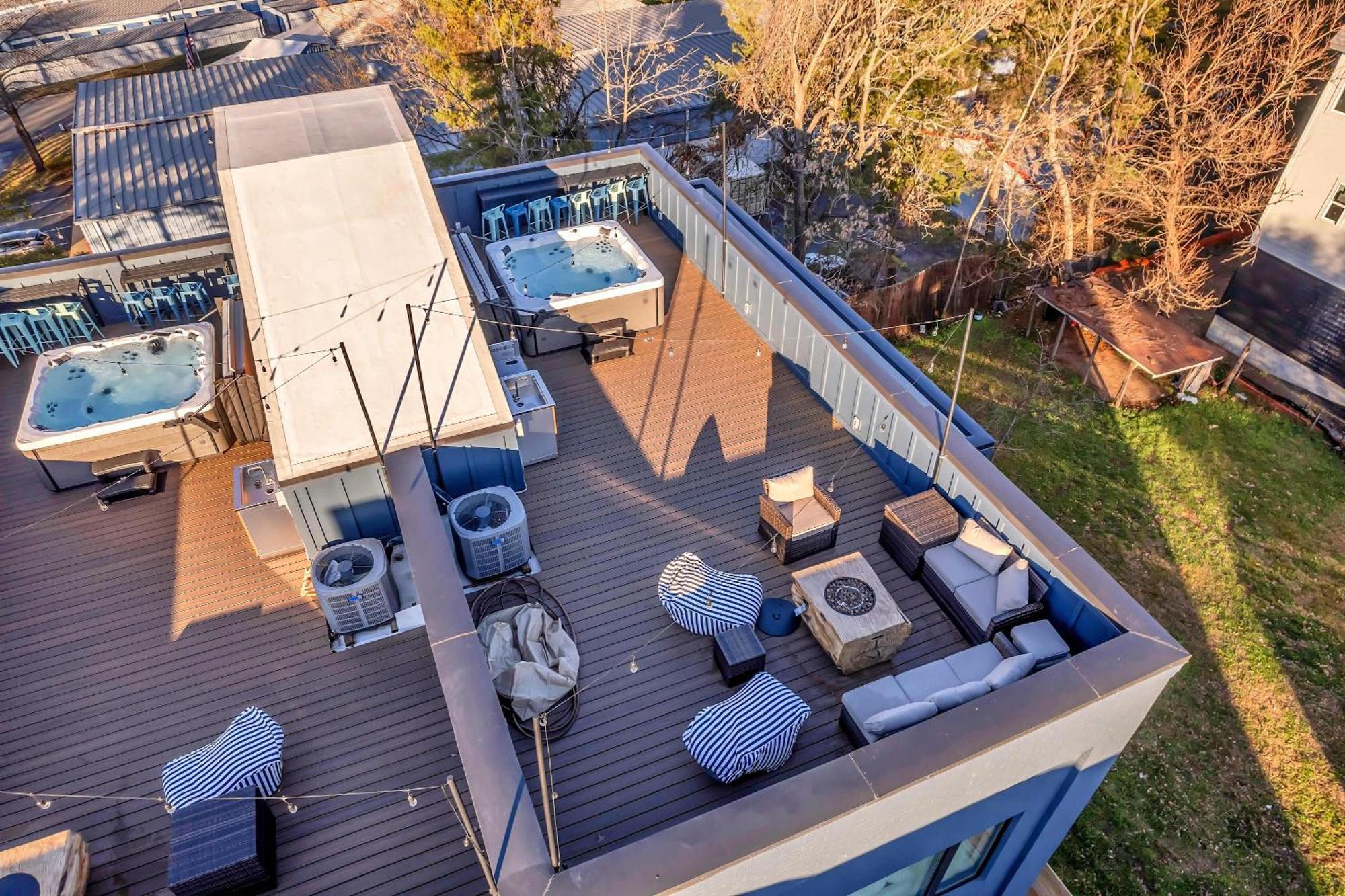 Holiday home Twin Homes Rooftop Deck Hot Tub Outdoor Kitchen Nashville