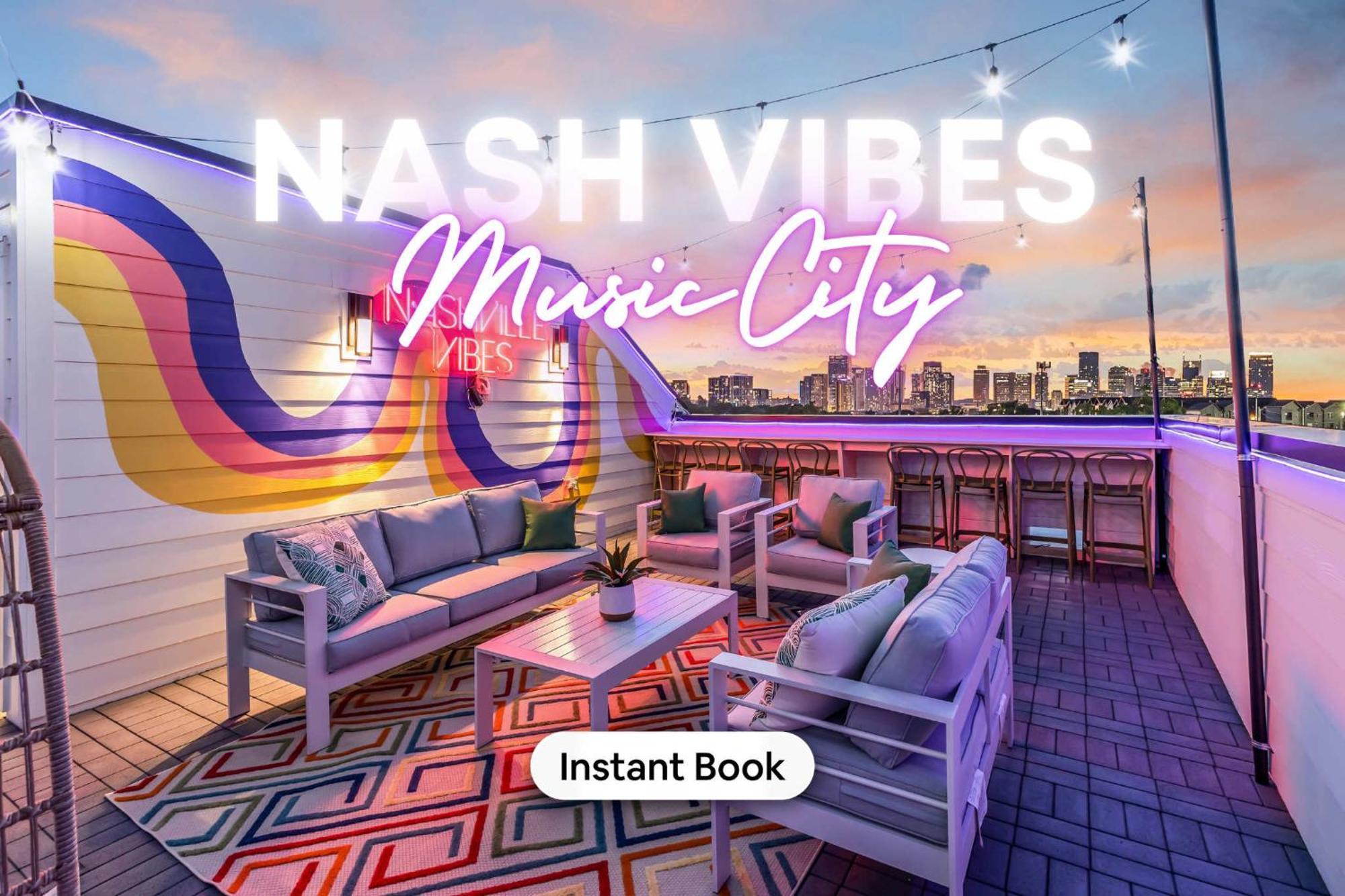 Holiday home Game & Rooftop Deck At Downtown