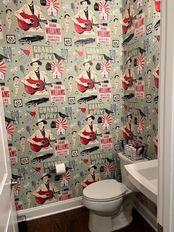 Holiday home 2 Chic Townhomes Near Geodis Sleeps 22