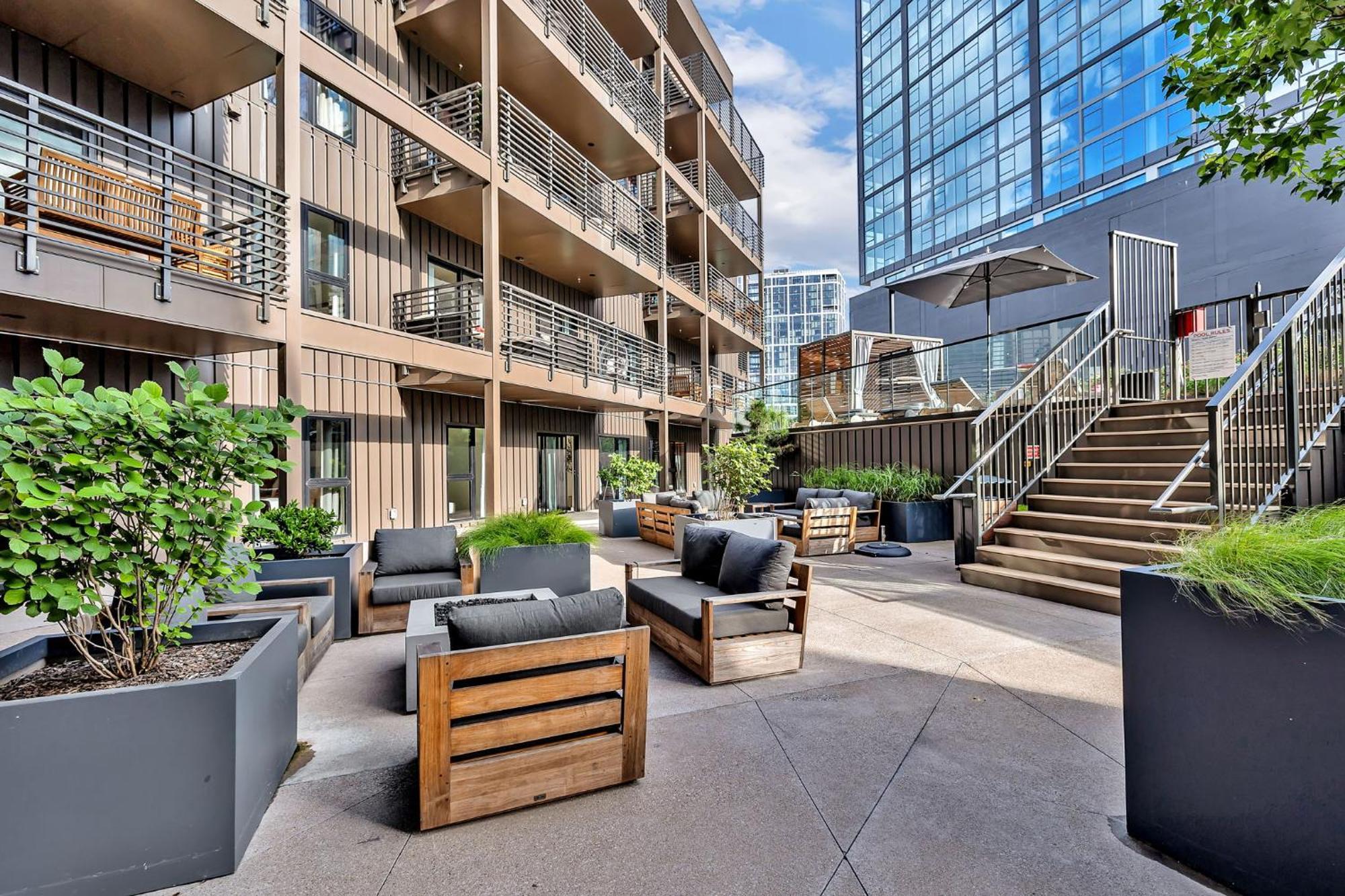 Beverly Nash In Music Walk To Broadway Holiday home Nashville