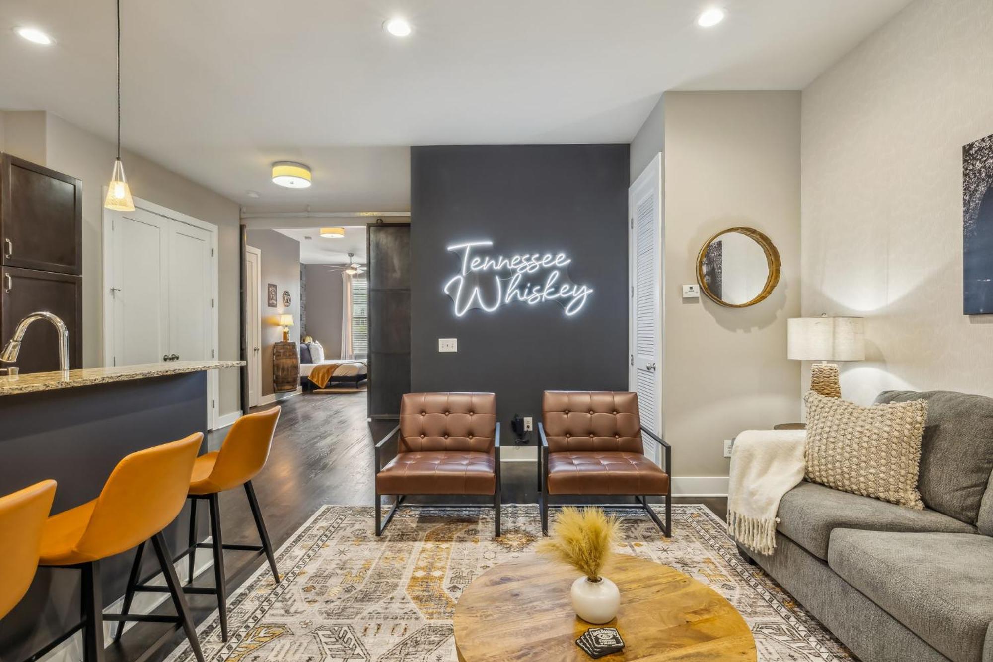 Holiday home The Tennessee Whiskey In West End-vandy- Uber To Broadway
