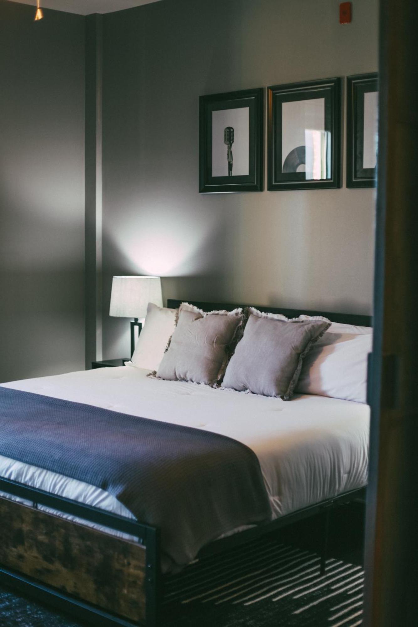 Holiday home Legends Loft Modern Near Vandy On West End