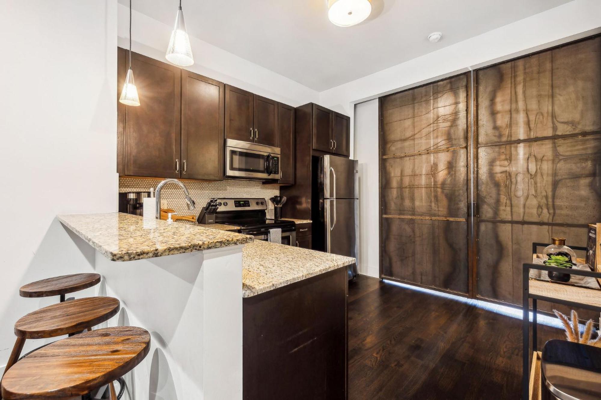 Holiday home Legends Loft Modern Near Vandy On West End *