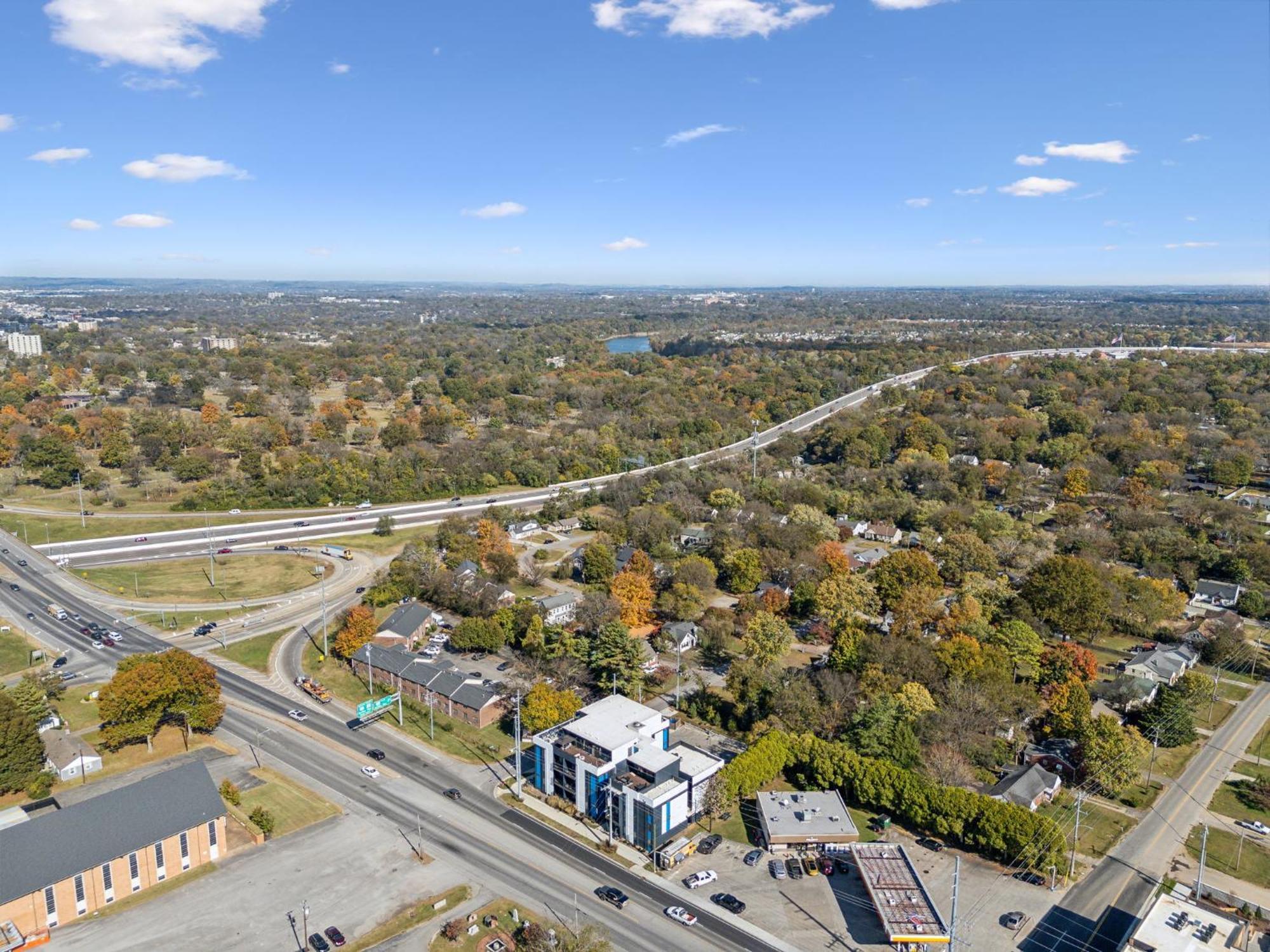 East Nash 13 Mins From Broadway Apartment