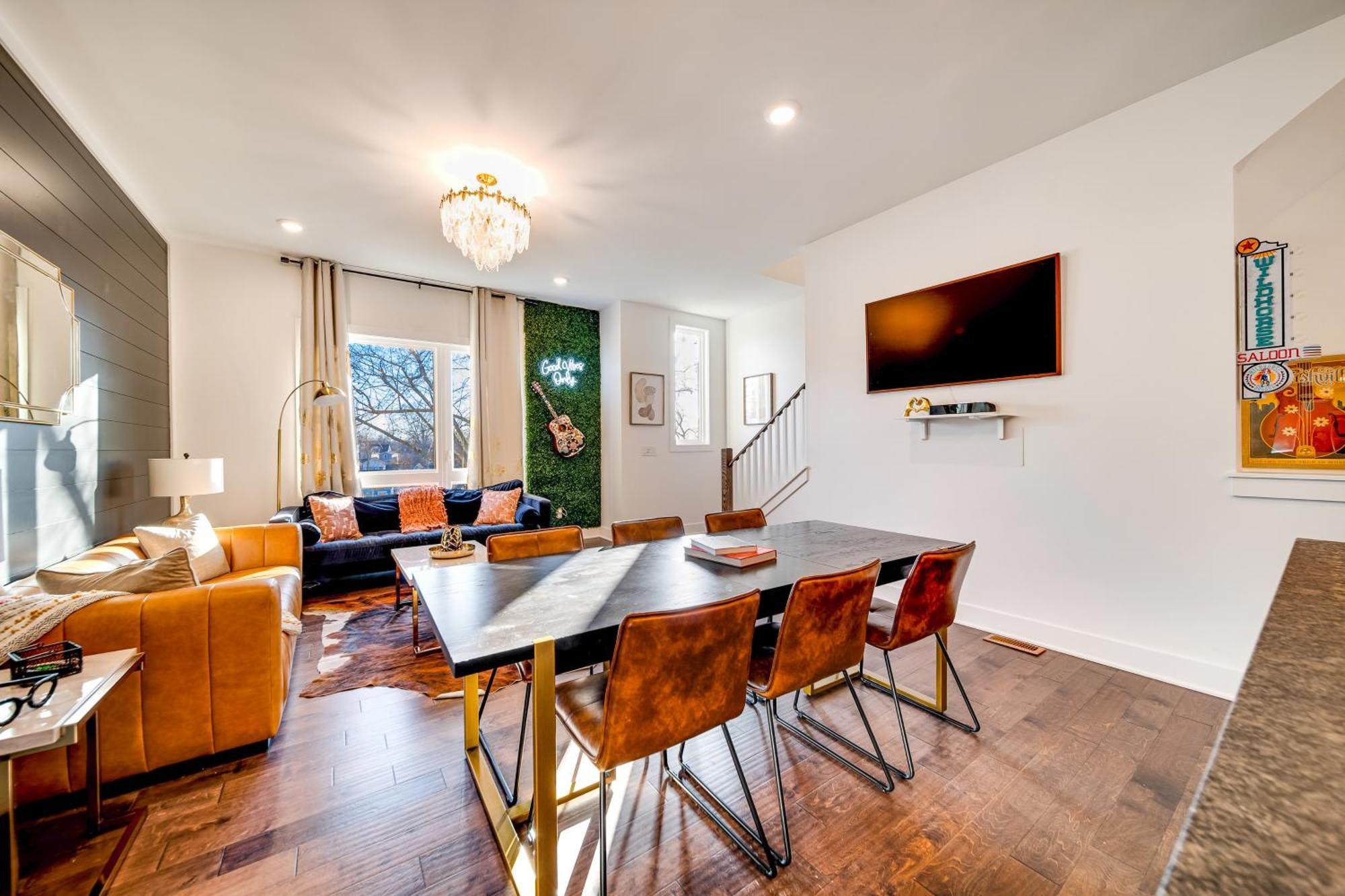 Holiday home 615 Vibe East Getaway 3 Miles To Downtown