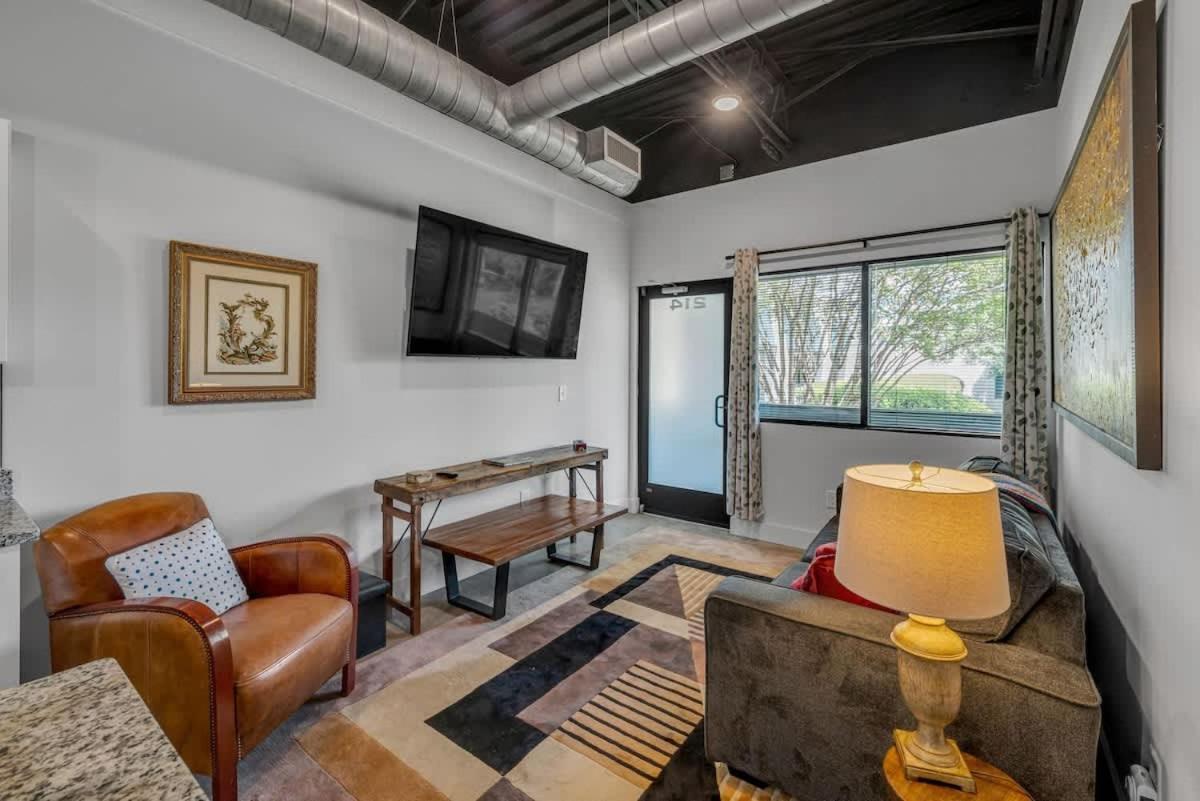 Holiday home Chic New Near Dt *