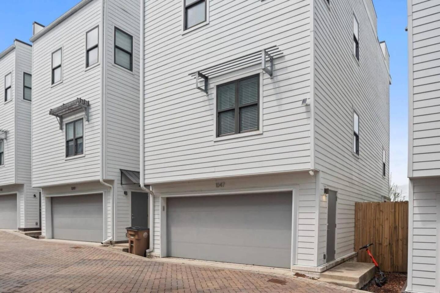 Spacious Gulch W Rooftop & Incredible Views! Holiday home *