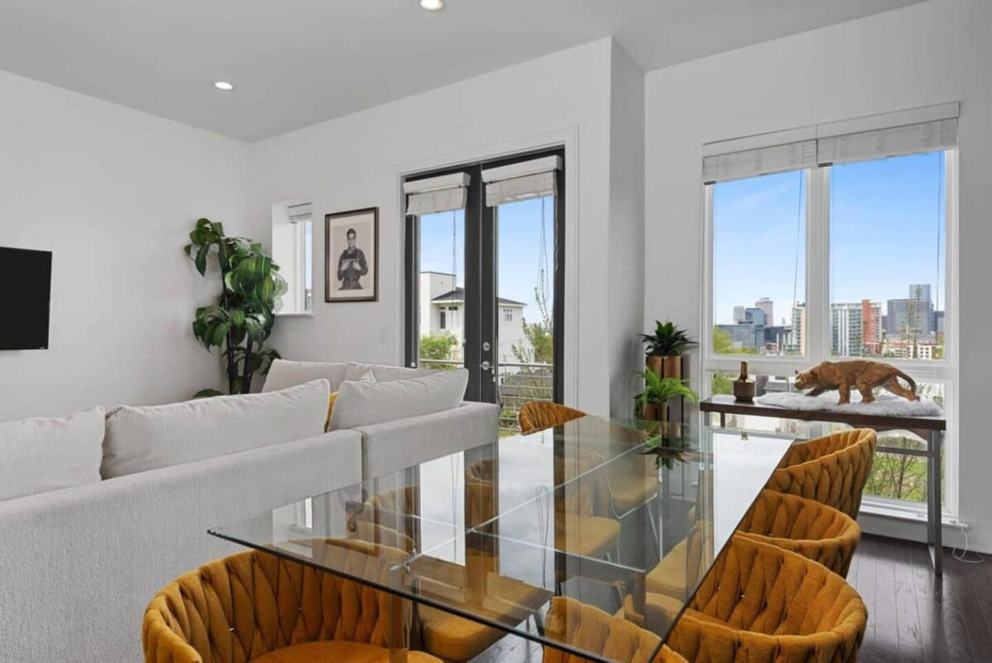 Spacious Gulch W Rooftop & Incredible Views! * Nashville