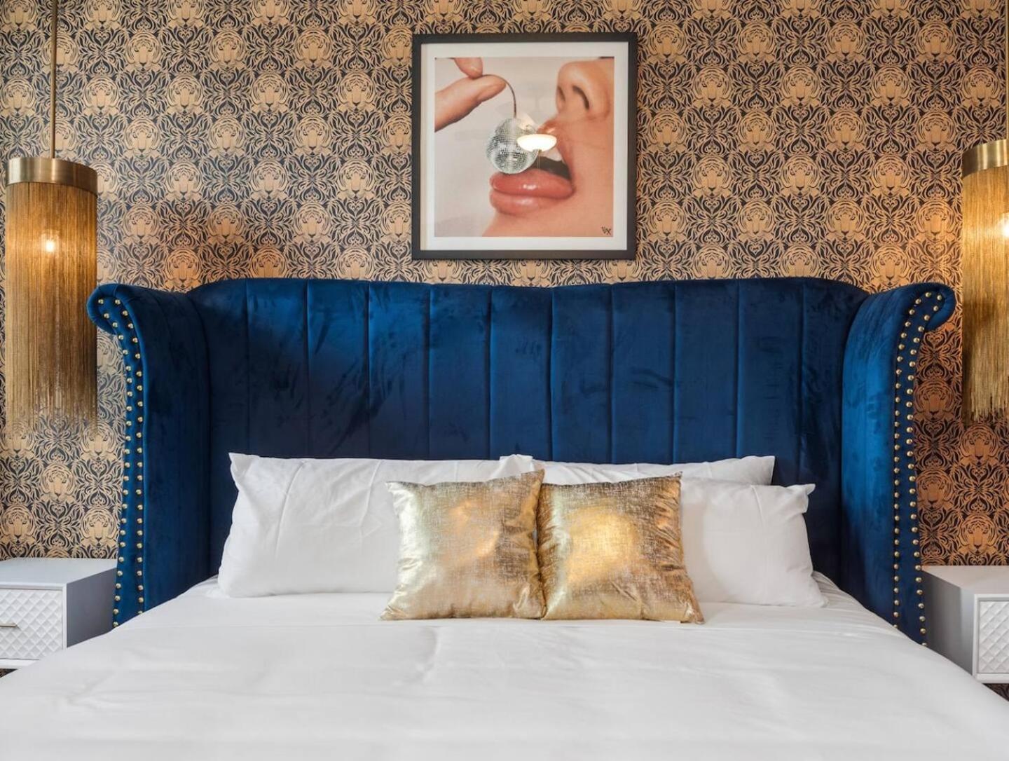 Holiday home 5 Star Stay! Rooftop Hot Tub Walk To Gulch Nashville