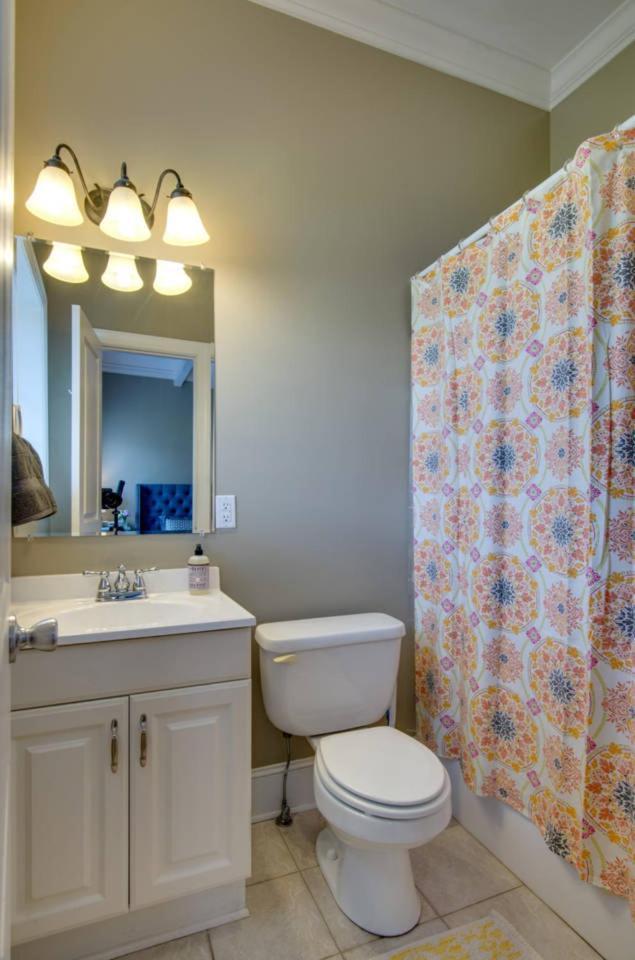 Spacious For 10 Guests Nashville