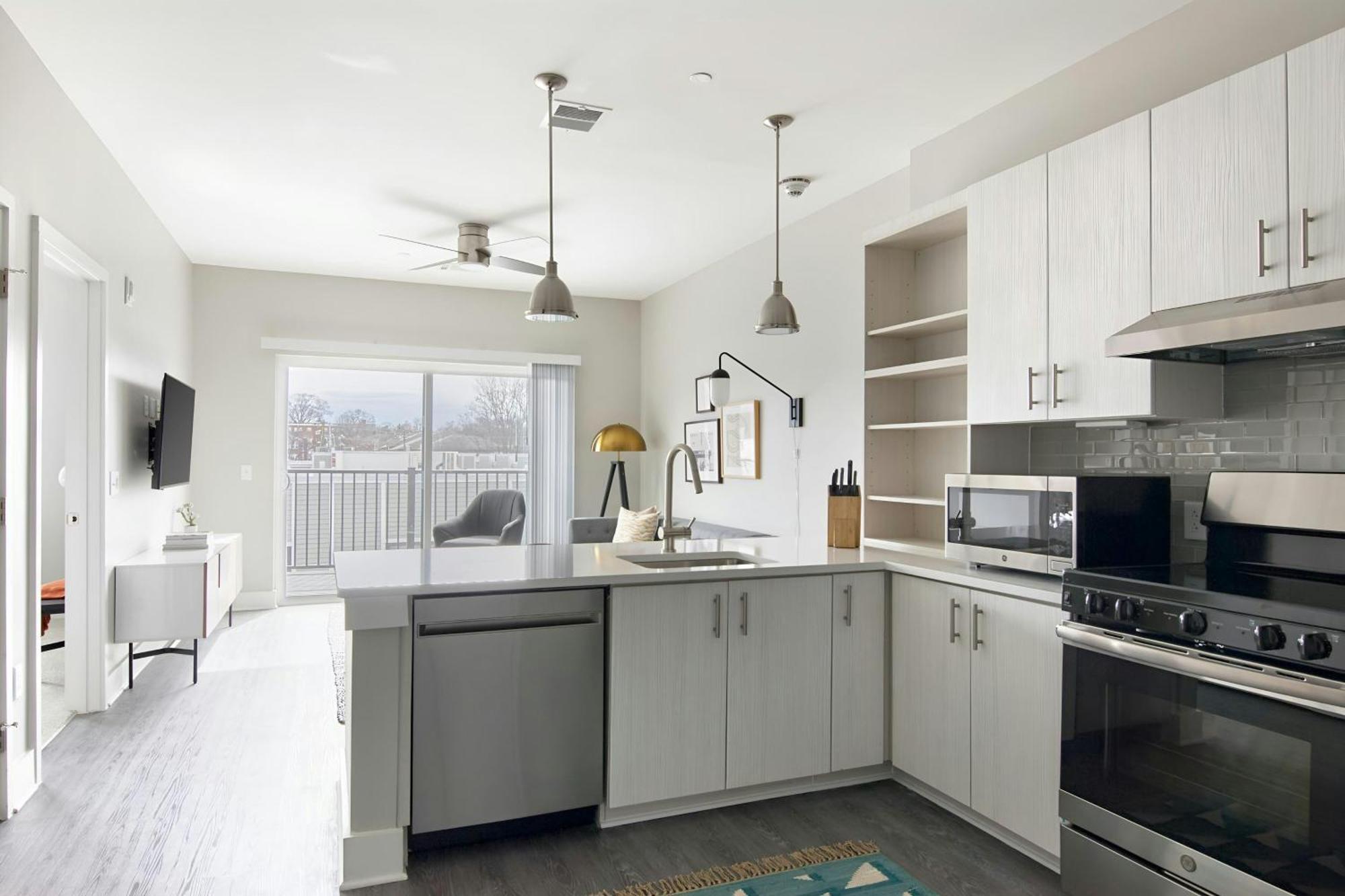 Sonder Belcourt Hillsboro Village 4*