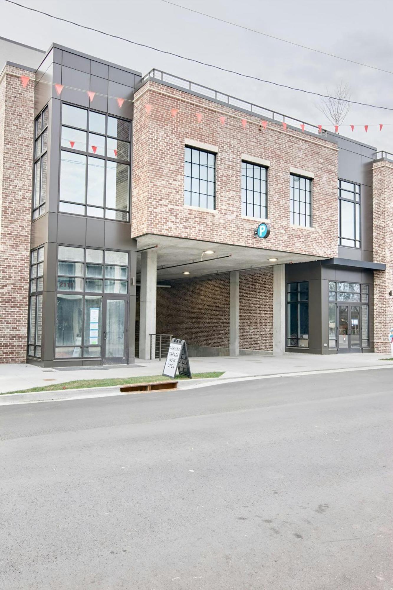 Sonder Belcourt Hillsboro Village Aparthotel