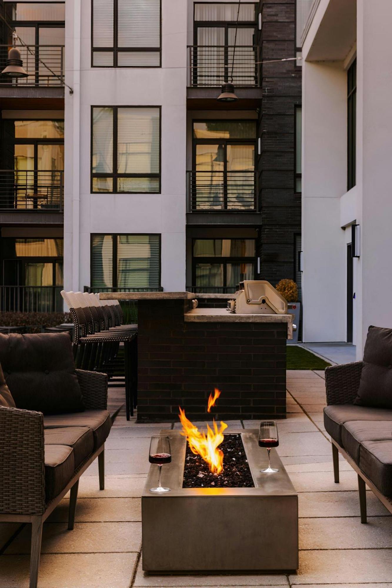 Sonder By Marriott Bonvoy Village 21 Hillsboro Village Aparthotel 4*