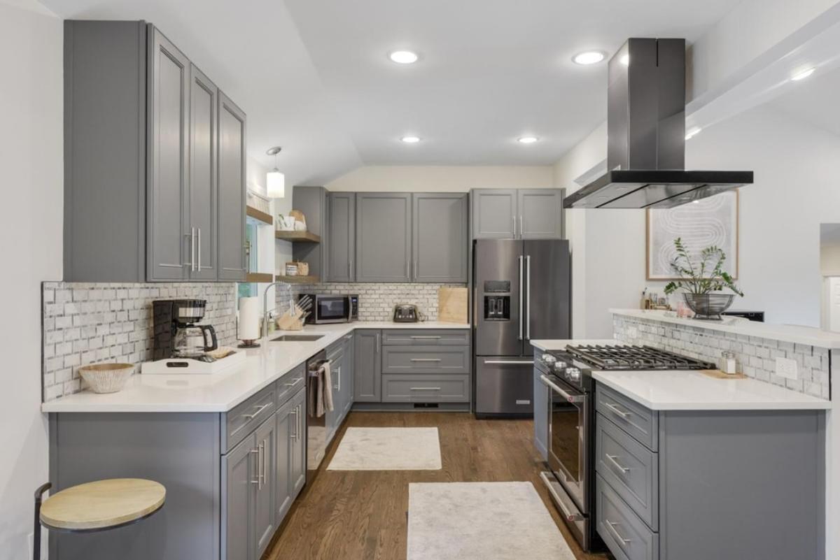 Holiday home Modern Music Oasis Sauna & Spacious Yard Nashville