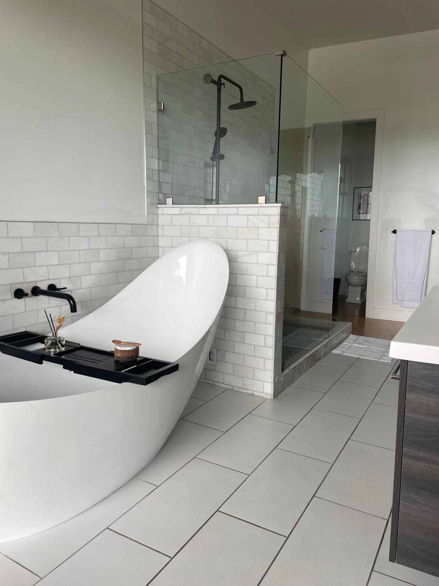 A Spacious With Amazing Views And Elevated Outdoor Spaces * Nashville