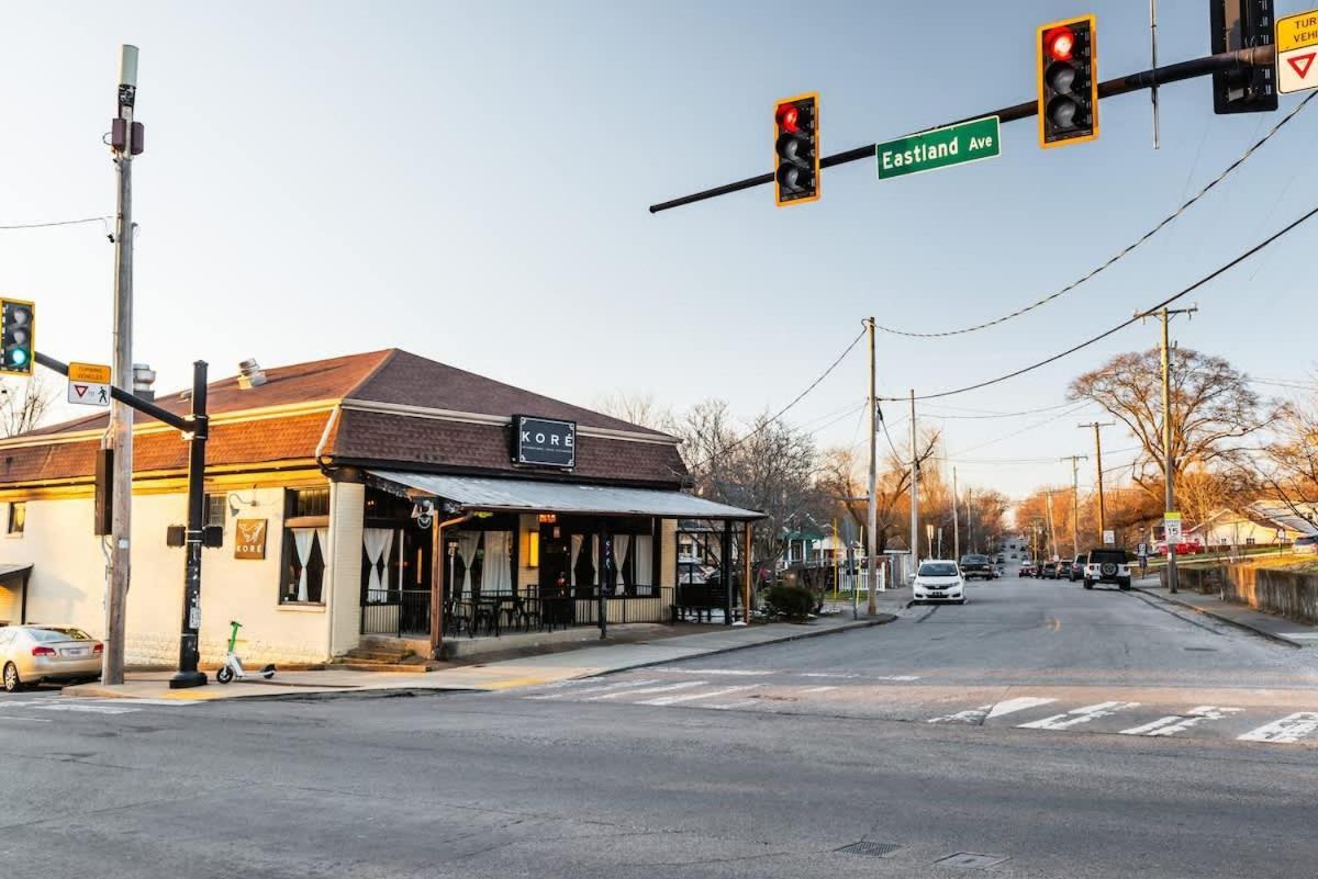 East Getaway - Walk To Parks Golf & Music Spots * Nashville