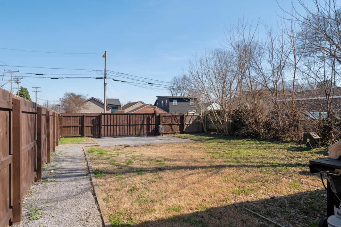 Holiday home Lucky Bachelor 5 Min To Broadway With Hot Tub