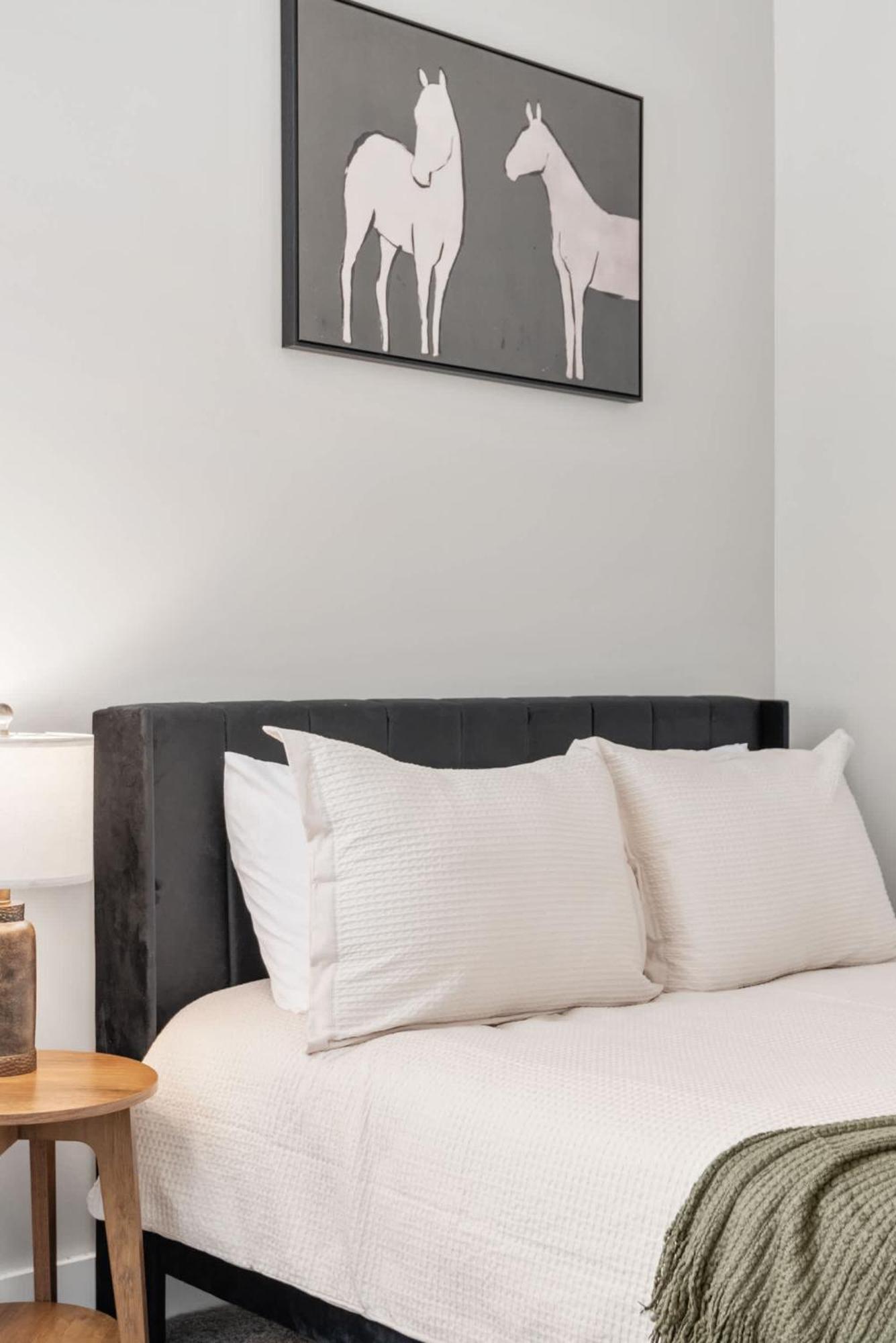 Holiday home Lucky Bachelor 5 Min To Broadway With Hot Tub Nashville