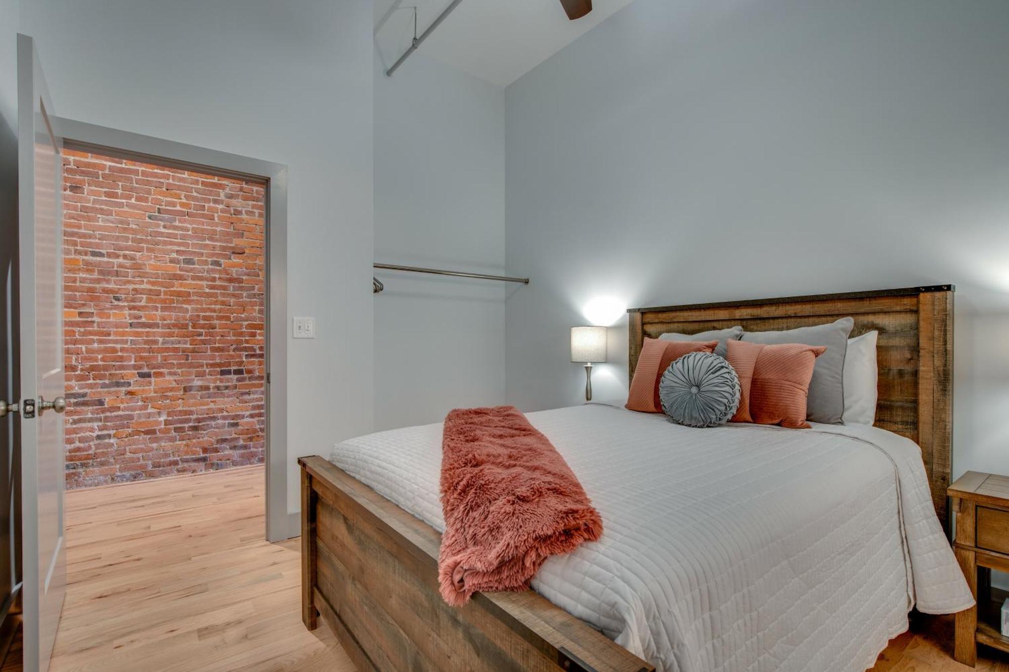 Apartment The Majestic Lofts *