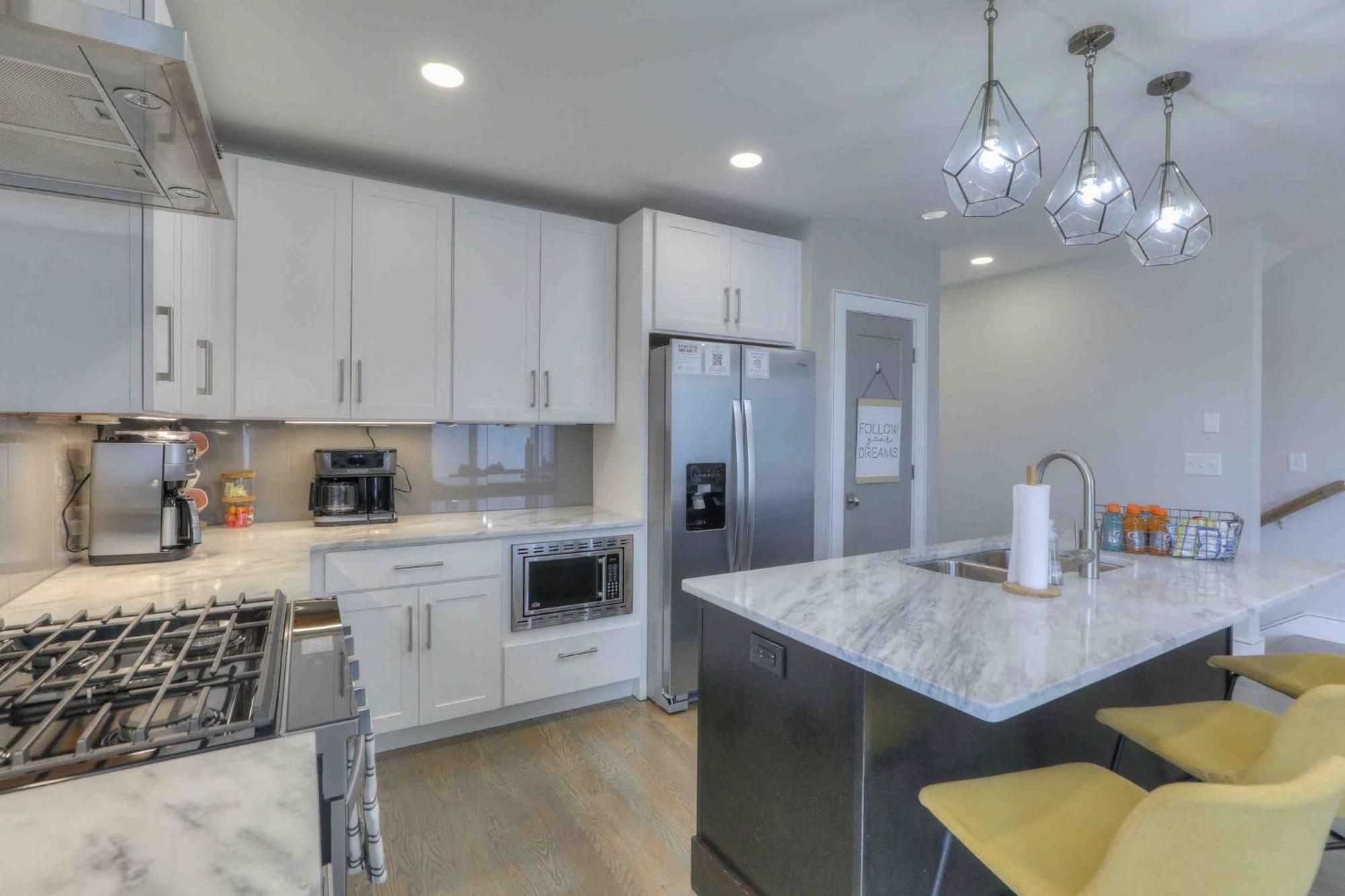 5 Min To Broadway+walkable+private Rooftop * Nashville