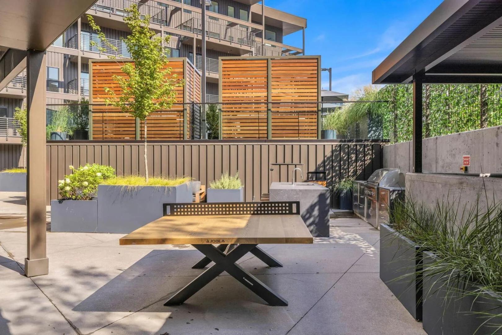 Hyve - Music Social - Private Patio