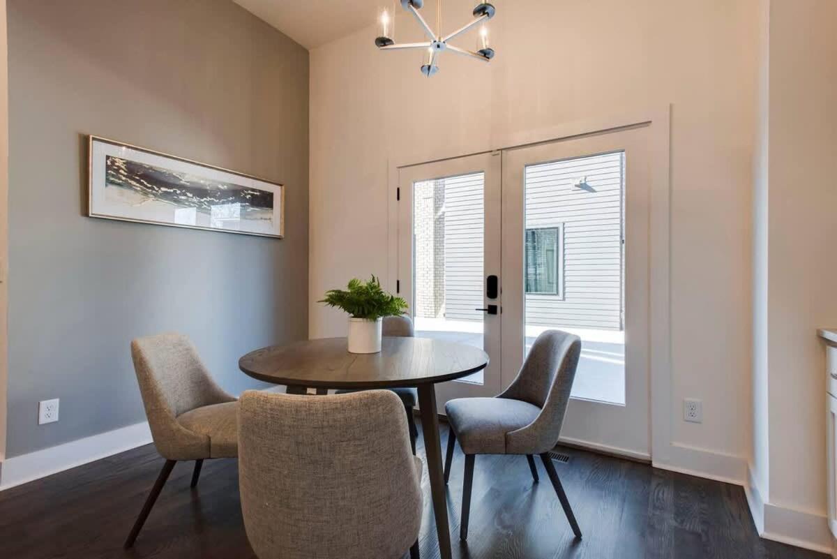 West End Dreams-2 Homes-6 Mins To Broadway *