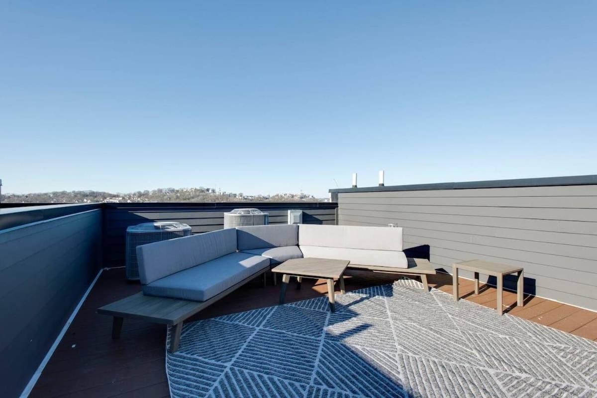 Holiday home West End Escape - New Build With Rooftop Views *
