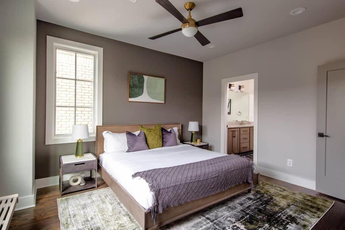 West End Luxe W Outdoor Patio And Rooftop Views Holiday home *